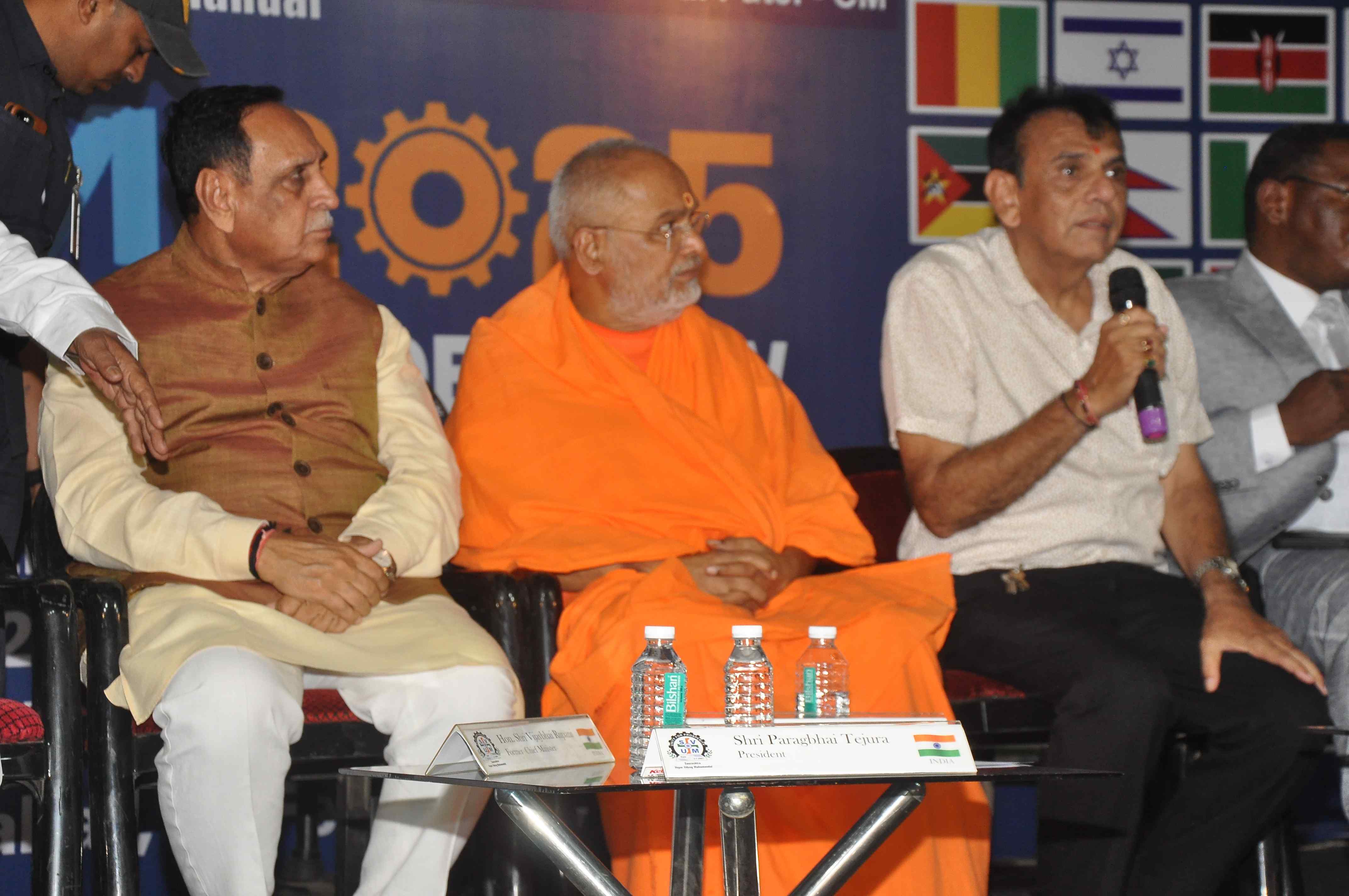 Exhibition Moment 13